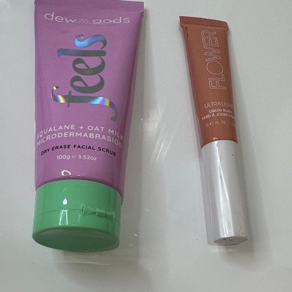 Other - Dew of the gods Feels Facial Scrub & Flower Beauty UltraLiquid Blush ( Peachy)
